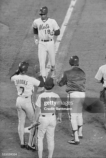 Darryl Strawberry heads for home here, after hitting game-winning homer with Hubie Brooks, , and Tom Seaver, , on base, in the fifth inning. The Mets...