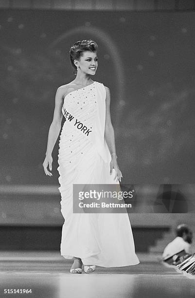 Atlantic City, New Jersey: Miss New York, Vanessa Williams of Millwood, New York, is shown during the evening gown competition, was crowned Miss...