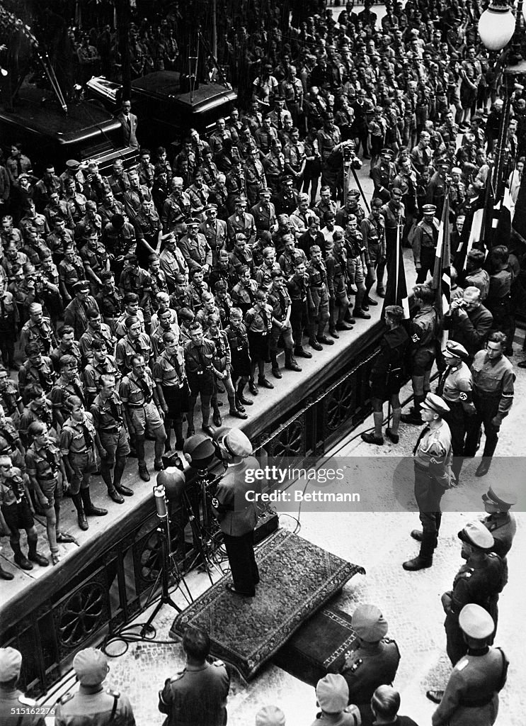 Joseph Goebbels Addressing German Youths