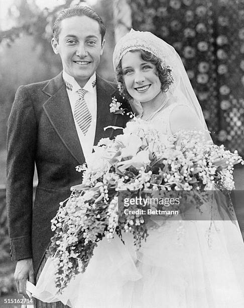 Screen Celebrities Wed. Los Angeles: Norma Shearer, screen star, and her husband, Irving Thalberg, youngest producer in the motion picture business,...