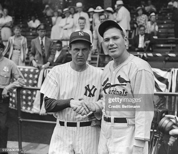 Vernon Gomez, , of the New York Yankees, and Jerome Dean, of the St. Louis Cardinals, starting pitchers for the American and National League...