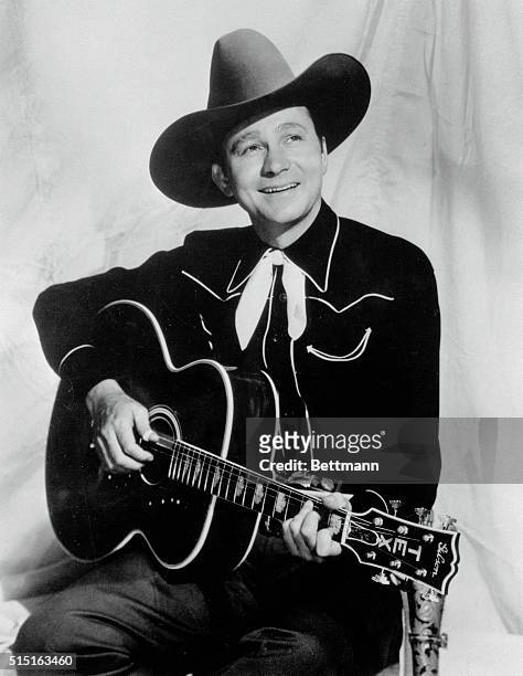 Tex Ritter singing cowboy .