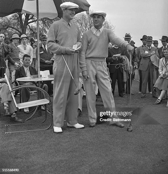 Champ Byron Nelson , and Ben Hogan, who were paired in the opening round of play at the Masters' Golf Tournament, both returned with a card of 71,...