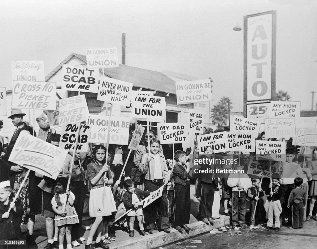 Hollywood Union Members' Wives and Children Picketing
