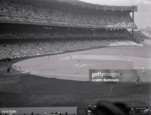 This is a general view of the game between the Yankees vs the Chicago White Sox. It is the stadiums 2nd game.