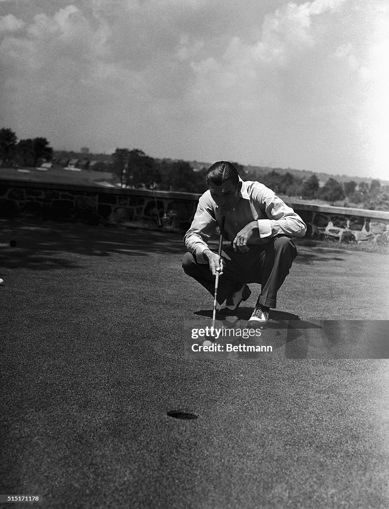 Ben Hogan Measuring Putt