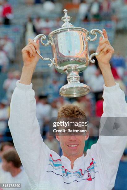 New York: Ivan Lendl holds the trophy aloft after defeating fellow Czech Miloslav Mecir 6-4, 6-2, 6-0 to win the U. S. Open 9/7.