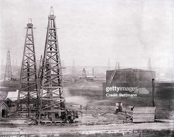 Texas-Oilfield at Spindletop.