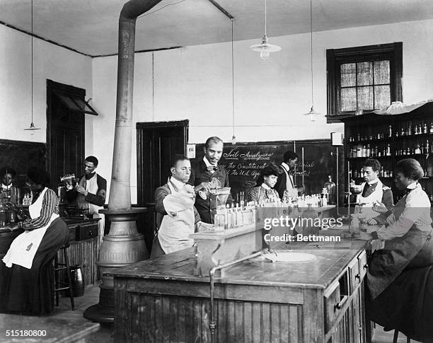 George Lab 3,928 Young George Washington Stock Photos, High-Res Pictures, and ...
