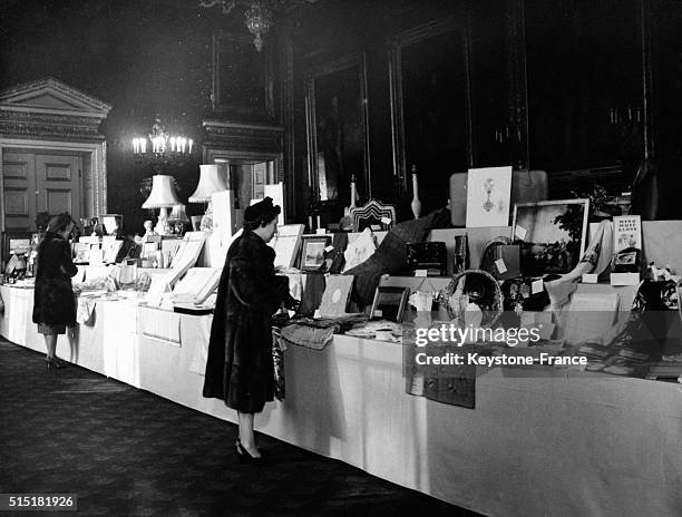 General view of a section of the Royal Wedding of Princess Elizabeth with Philip Mountbatten's Presents at St James Palace in London, United Kingdom,...