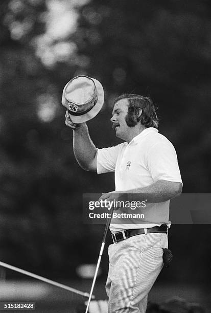 Toledo, OH- Craig Stadler, La Jolla, CA, takes hat off after capturing U. S. Amateur title on the 31st hole during final round of USGA National...