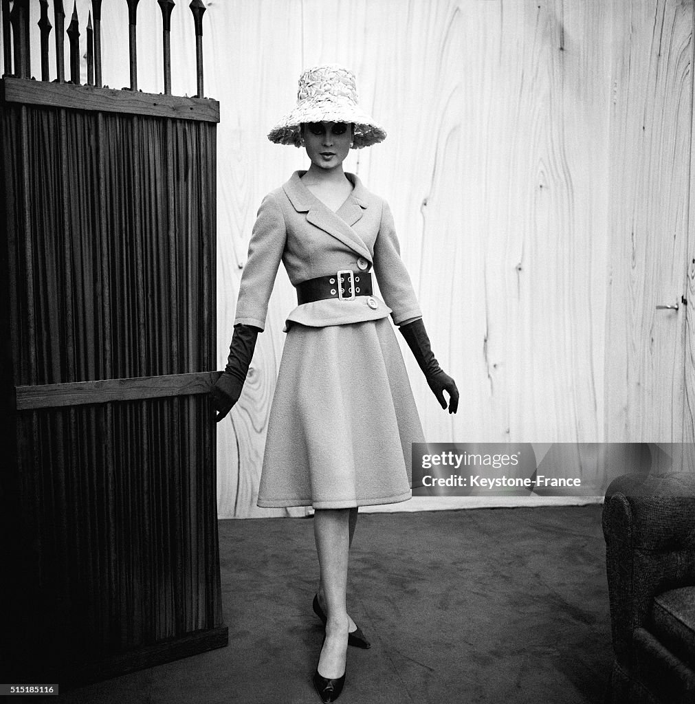 Nina Ricci's Ready-To-Wear Spring/Summer 1963 Fashion Show, in Paris ...