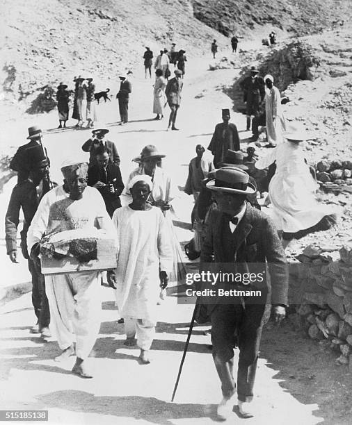 Howe Rd Carter Background 2,965 Howard Carter Photos & High Res Pictures - Getty Images