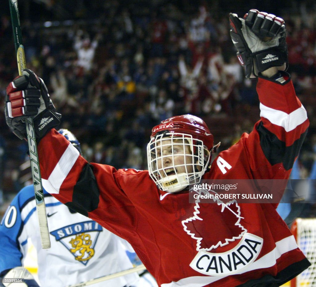 Hayley Wickenheiser of Canada celebrates her goal