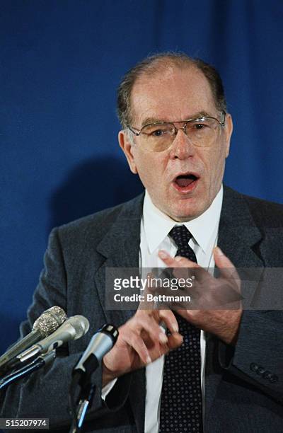 Washington: Lyndon LaRouche addresses the National Press Club. At the session, LaRouche characterized by his political enemies as drug pushers,...