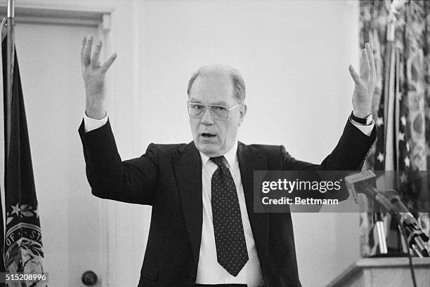 Concord, New Hampshire: Presidential hopeful Lyndon LaRouche gestures, September 15, as he holds news conference here. LaRouche called the Senate...