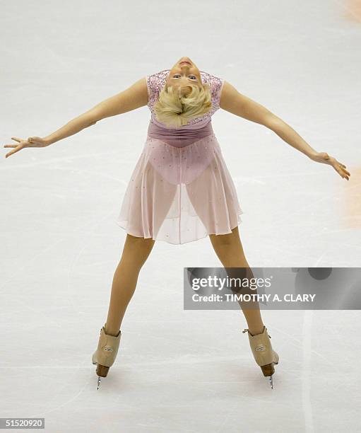 https://media.gettyimages.com/id/51520920/photo/russian-european-champion-maria-butyrskaya-perform.jpg?s=612x612&w=gi&k=20&c=HSkSI0rZ3kDzhD1dYiUkCd20hOLw4cWuDPbYFkFYs40=