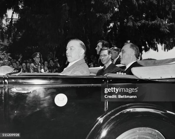 President Roosevelt, King George VI, and Prime Minister Mackenzie in Car President Roosevelt, King George VI, and Prime Minister Mackenzie in Car