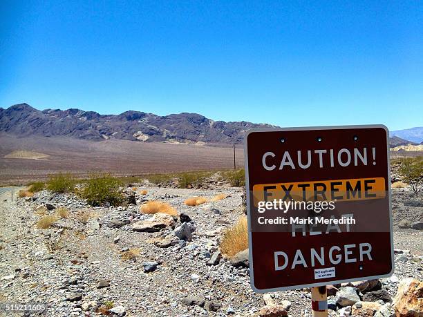 extreme heat! - death valley desert stock pictures, royalty-free photos & images