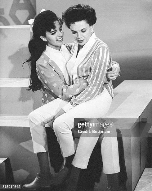 Don't want to be another Judy Garland," claims Liza Minnelli, who just happens to be the 17-year-old daughter of Judy Garland. Judy and her girl are...