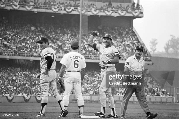 551 1981 World Series Photos & High Res Pictures Getty Images