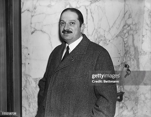 Art dealer Georges Wildenstein arrives in New York to act as Director of the Fine Art Department at the French Pavilion at the 1939 World's Fair in...