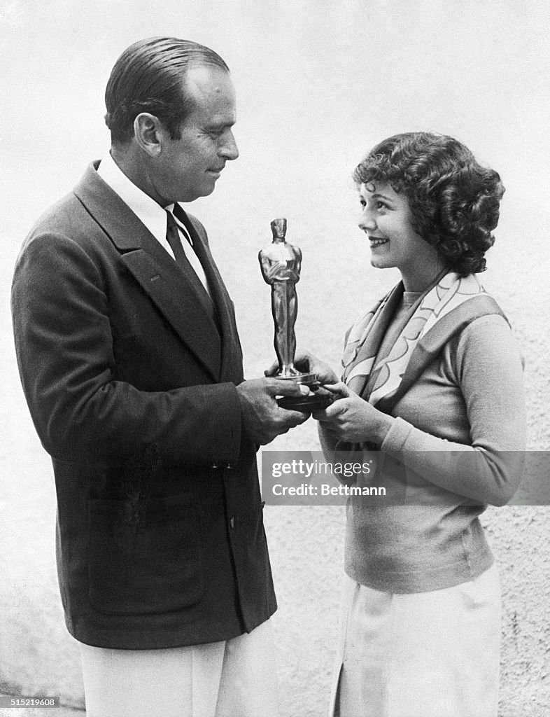 Douglas Fairbanks Giving Janet Gaynor First Best Actress Oscar