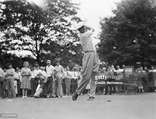 Chicago, Illinois-A favorite in the Victory National Open at Calumet Country Club, Byron Nelson tees off for the first round of the meet. Nelson shot...