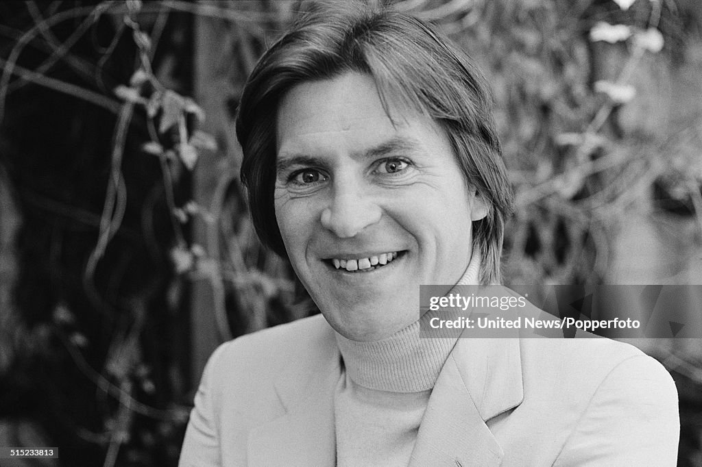 English Musician And Pianist Alan Price In London On 22nd September english-musician-and-pianist-alan-price-in-london-on-22nd-september