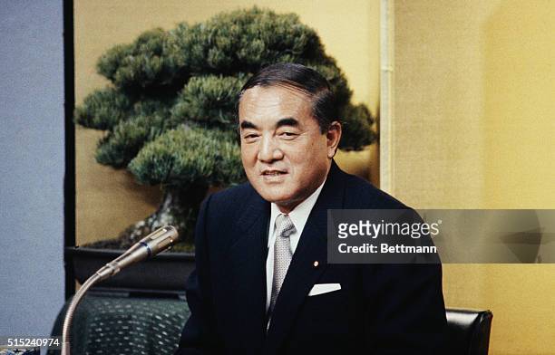 Los Angeles: President Ronald Reagan talks with Japanese Prime Minister Yasuhiro Nakasone at the Century Plaza Hotel. The two leaders met in the...