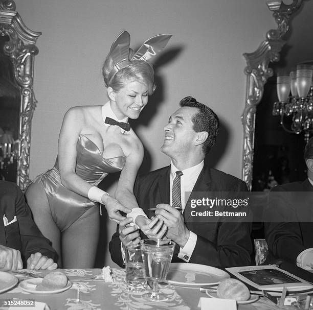 The 19th Annual Jubilee Dinner of the Motion Picture Pioneers Americana Hotel, 7th Avenue at 52nd st., NYC. "Bunny" Martha Anderson receives...