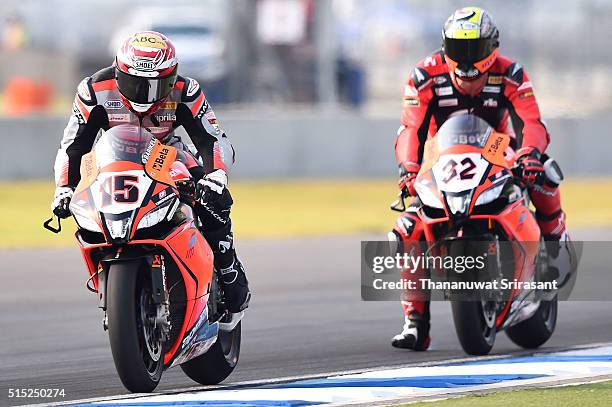 Alex De Angelis of San Marino and Lorenzo Savadori of Italy competes during the Buriram World Superbike Championship on March 12, 2016 in Buri Ram,...