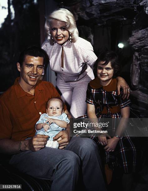 Jayne Mansfield, Mickey Hargitay and their two children.