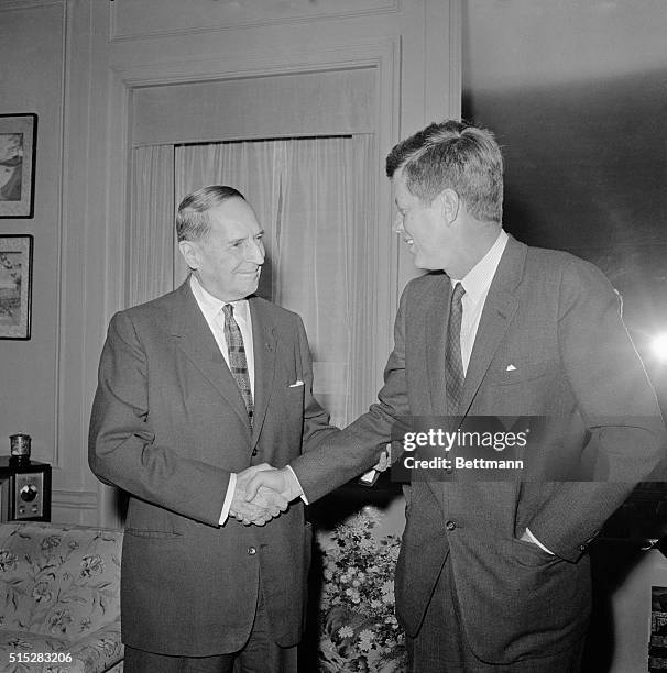 MacArthur Greets President Kennedy