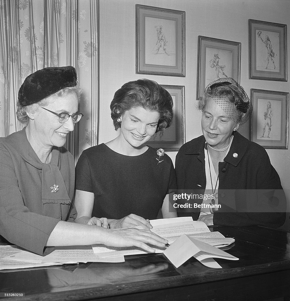 Jacqueline Kennedy with Katherine Ellickson and Jane Hoey