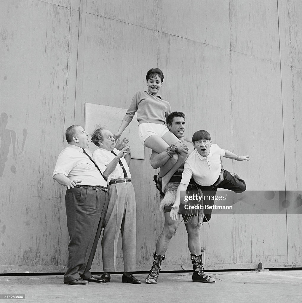 Three Stooges and Others Rehearsing