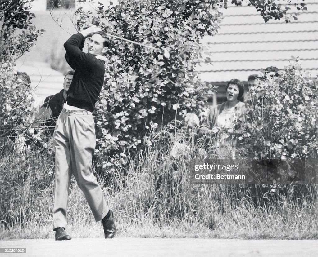 Bob Charles Swinging Golf Club