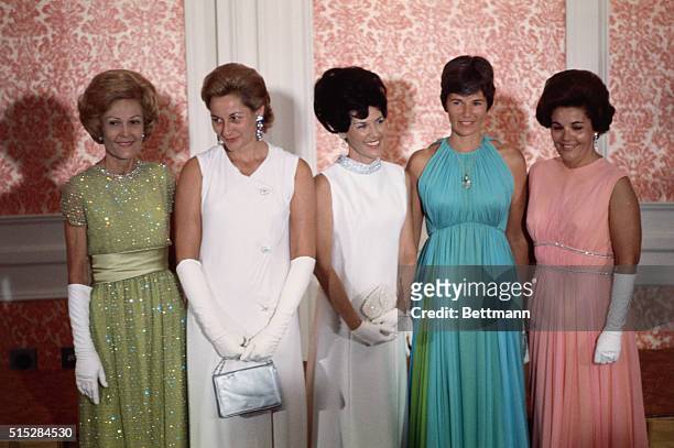 Mrs.Nixon and Mrs.Agnew Honor Astronauts' Wives 1969