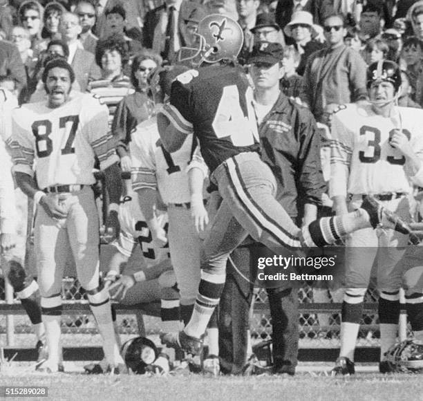 New Orleans Saints' wide receiver Danny Abramowicz hauls in a pass from quarterback Bill Kilmer during a game against the Pittsburgh Steelers at...