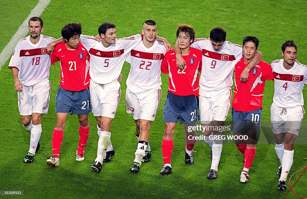 Members of Turkish and South Korea sides, (from L