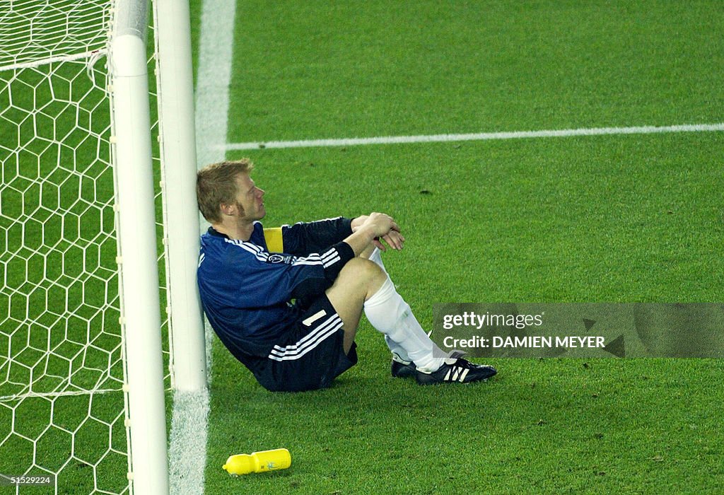 Germany's team captain and goalkeeper Oliver Kahn