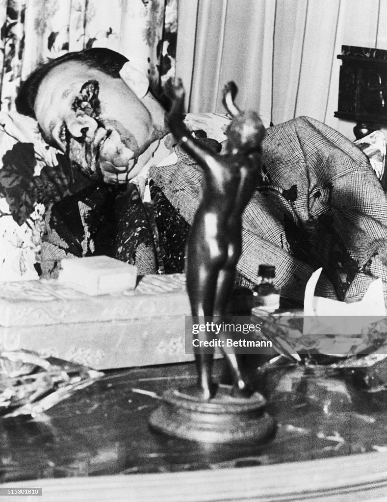 Benjamin "Bugsy" Siegel's Dead Body