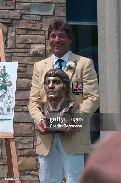 Hall of Fame, former New York Jets quarterback, Joe Namath.