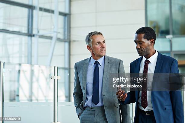 making decision on the move - businesswear stock pictures, royalty-free photos & images