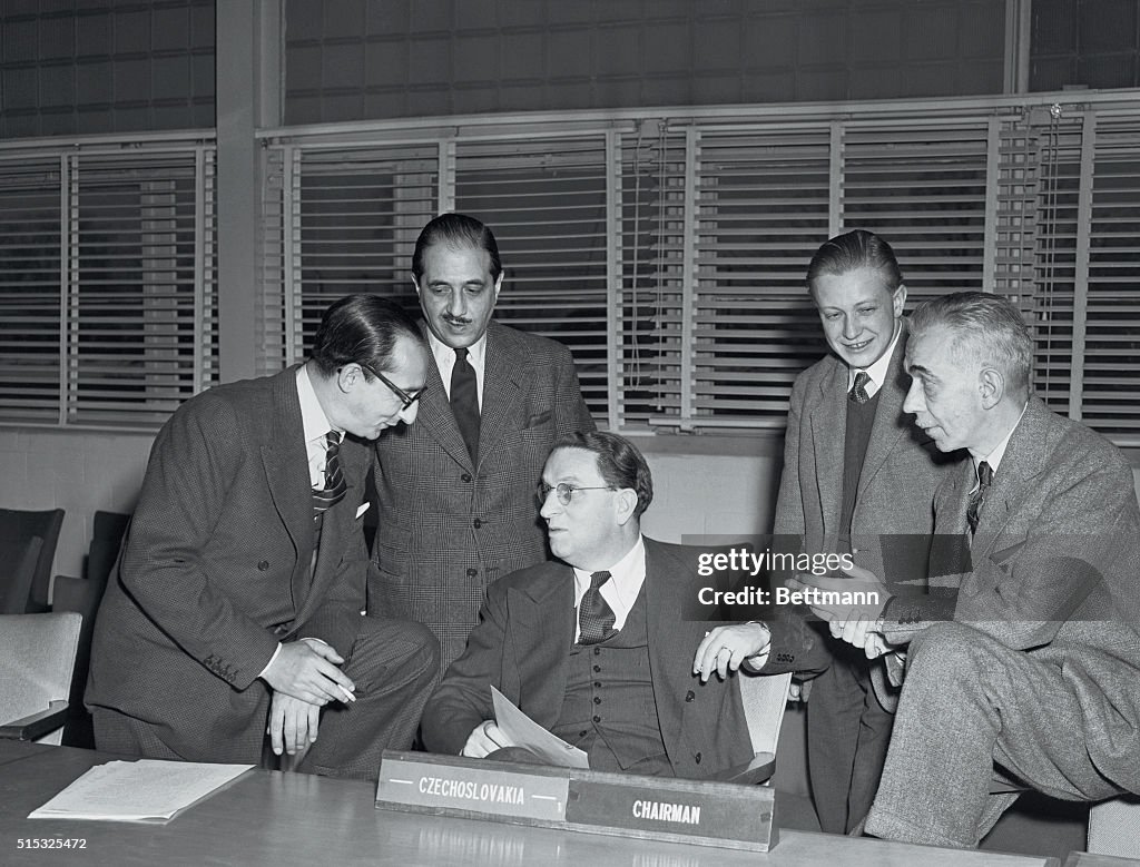 Members of UN Commission for India and Pakistan