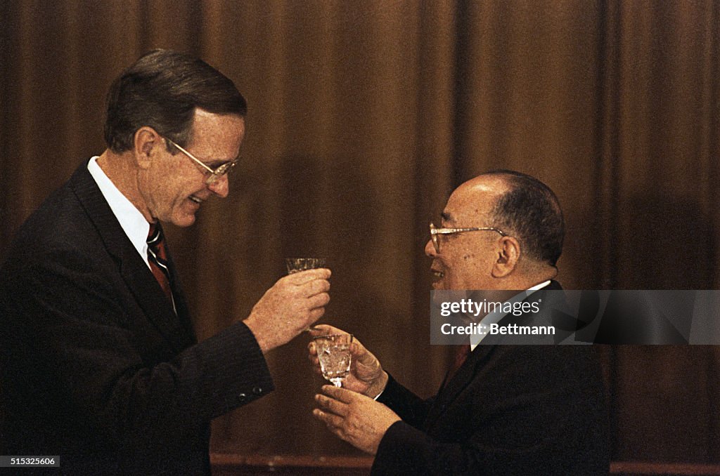 George Bush Toasting Yang Shangkun