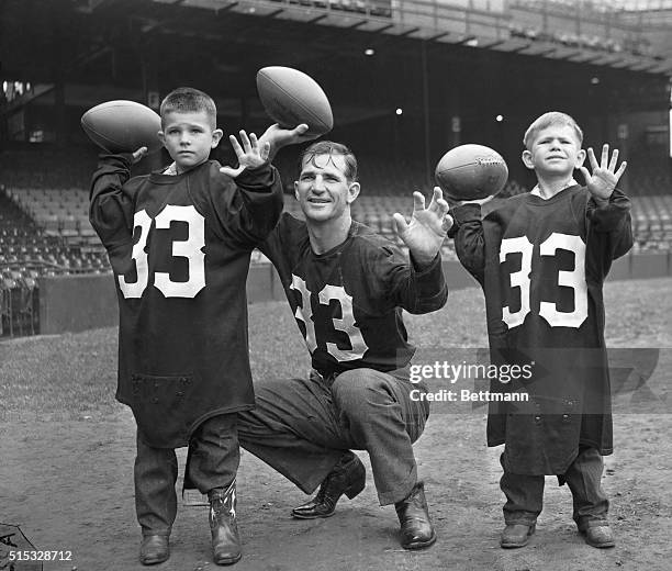 Sam Baugh 215 Sammy Baugh Photos & High Res Pictures - Getty Images