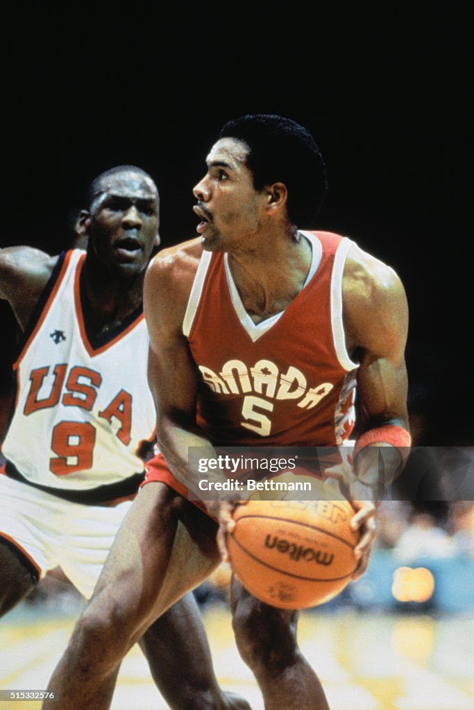 Michael Jordan Guarding Tony Simms