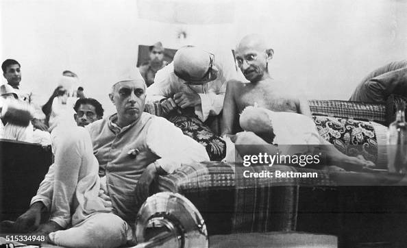 Inda Ristance Leaders of India's resistance in parley before jailing. A historic ...