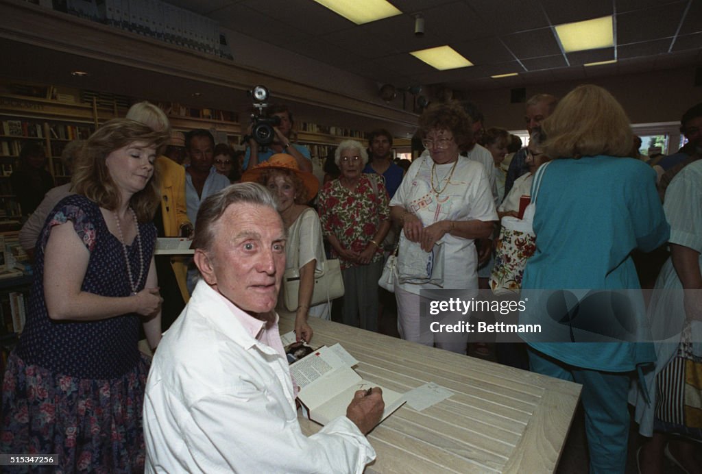 Kirk Douglas